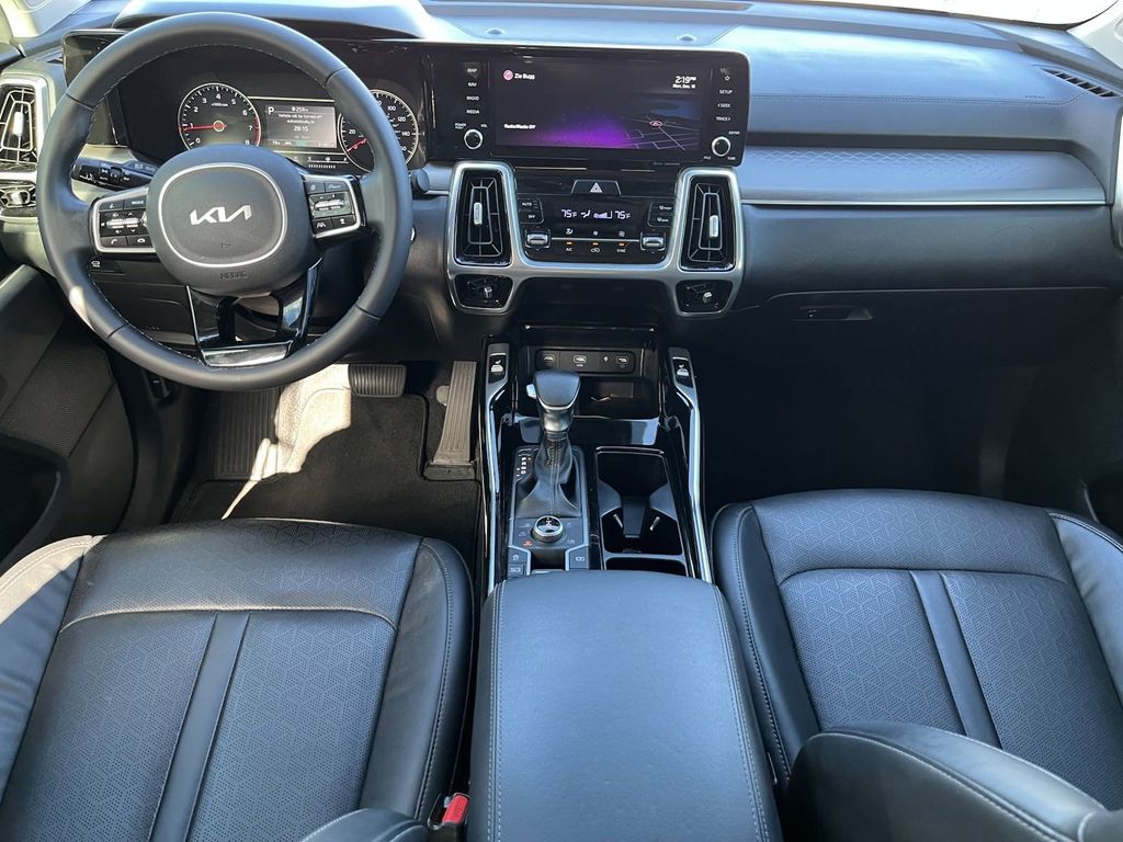 used 2022 Kia Sorento car, priced at $27,995