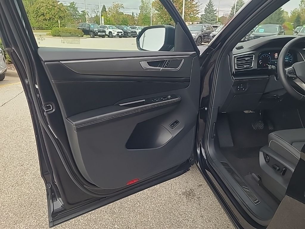 used 2024 Volkswagen Atlas Cross Sport car, priced at $33,812