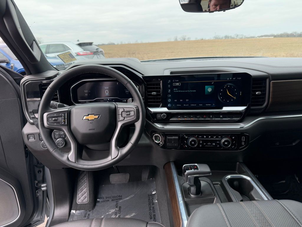 used 2024 Chevrolet Silverado 1500 car, priced at $59,977