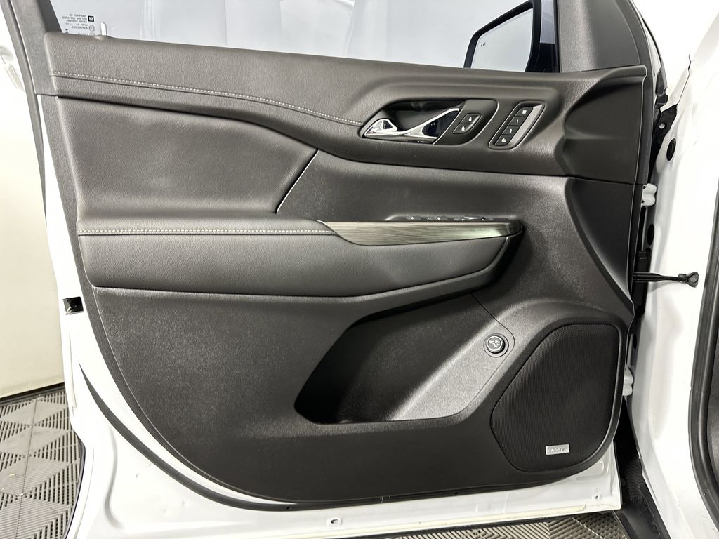 used 2023 GMC Acadia car, priced at $35,499