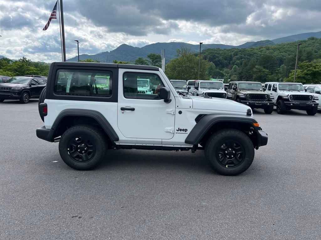 new 2025 Jeep Wrangler car, priced at $31,990