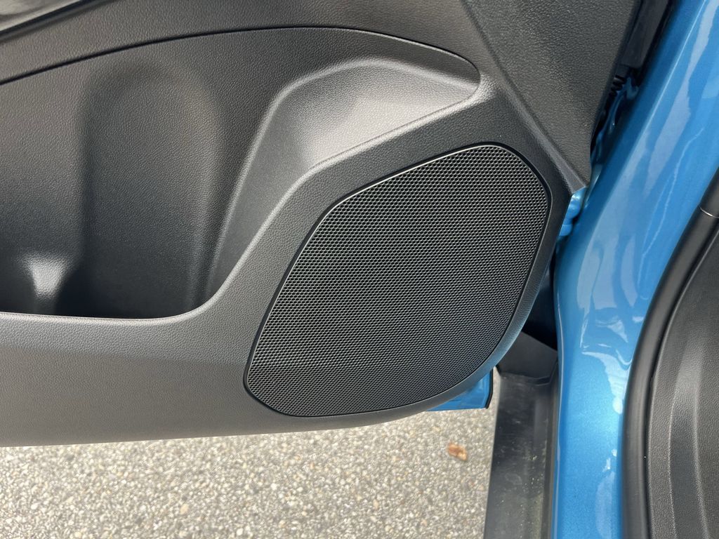 new 2025 Chevrolet Trax car, priced at $23,967