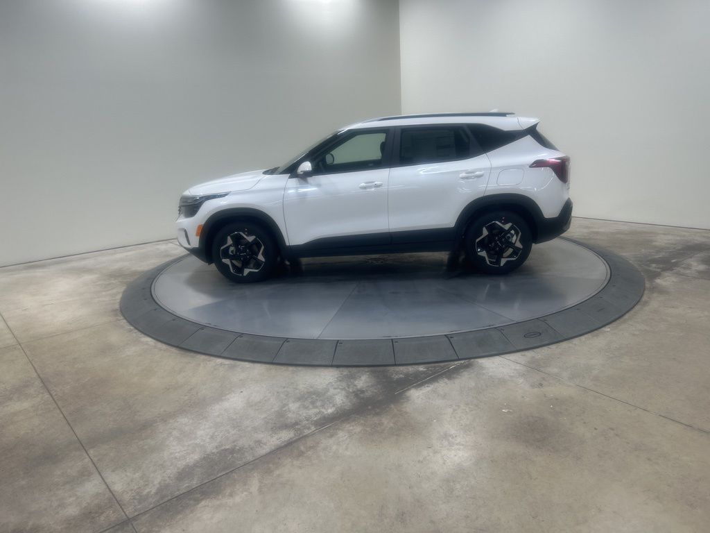 new 2026 Kia Seltos car, priced at $26,470