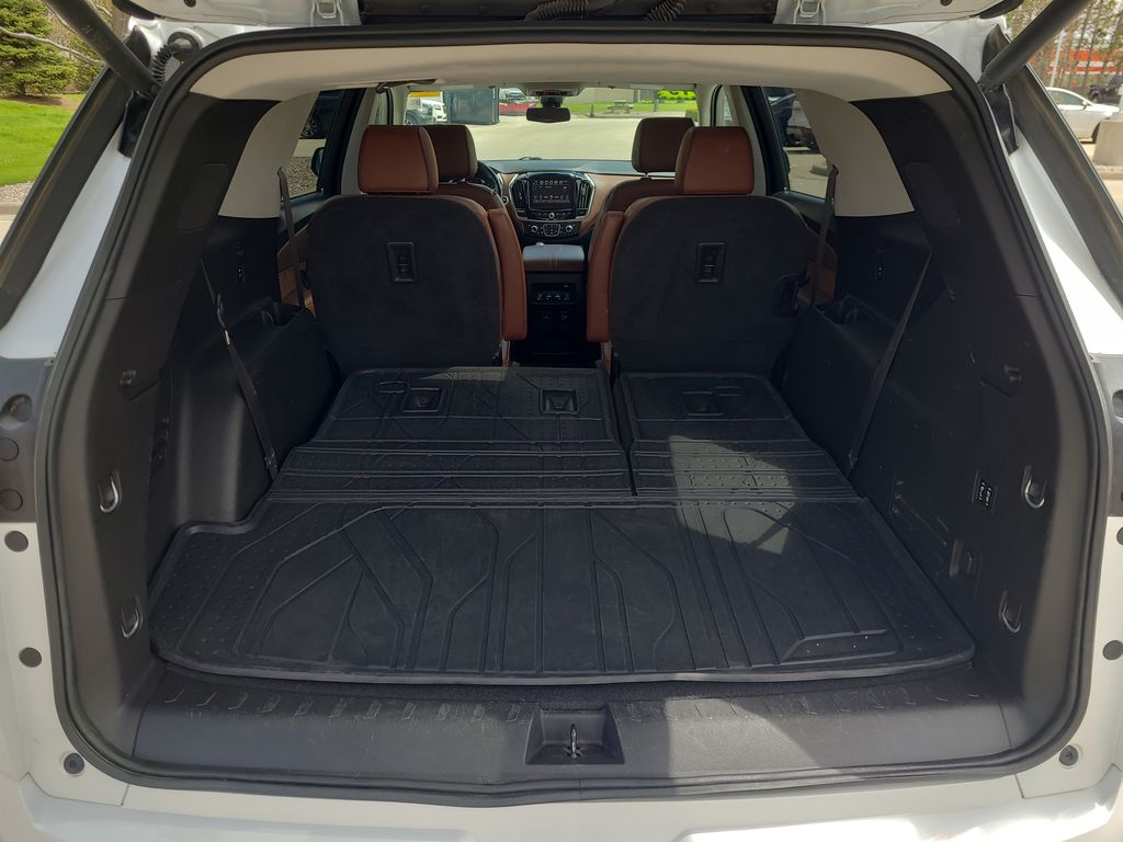 used 2019 Chevrolet Traverse car, priced at $22,402