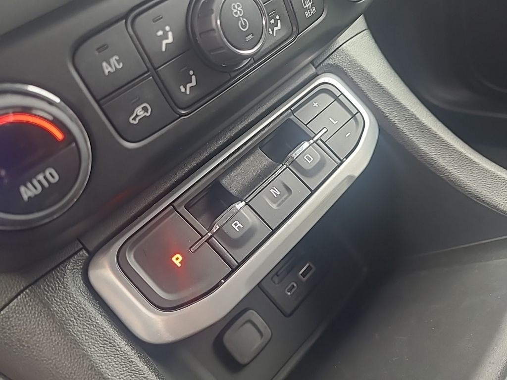 used 2023 GMC Acadia car, priced at $26,977