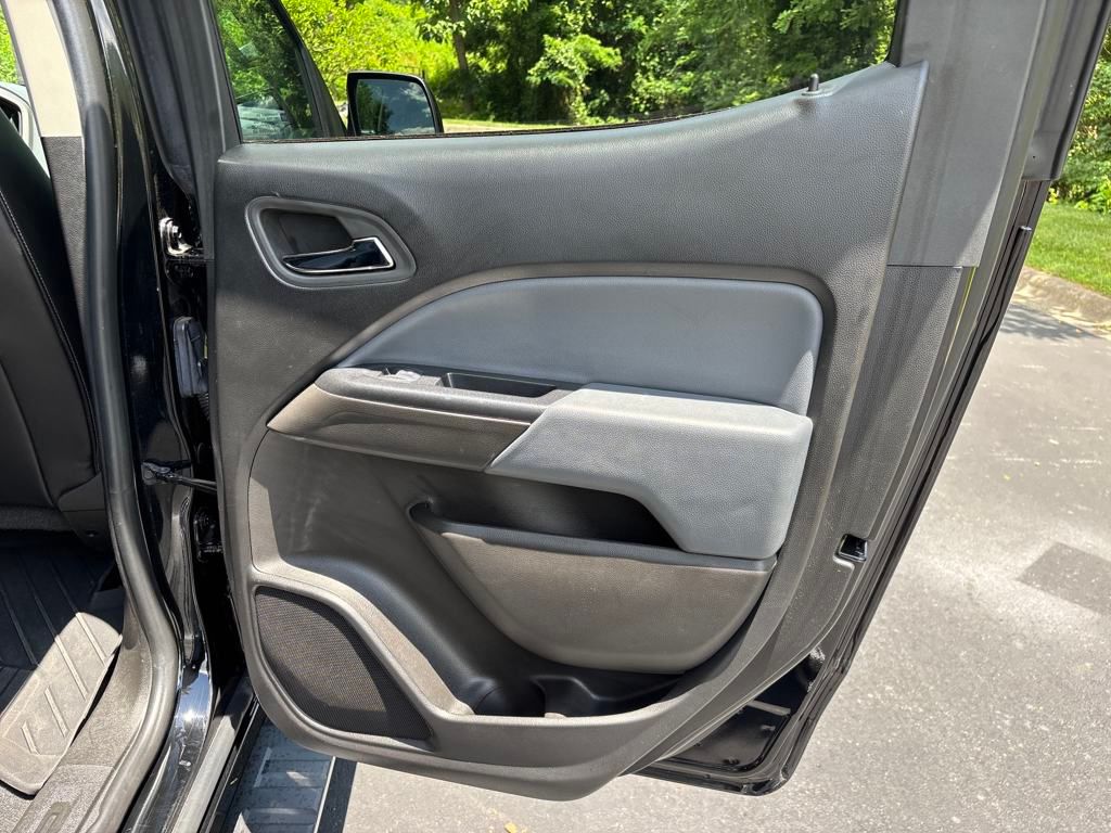 used 2022 Chevrolet Colorado car, priced at $33,200