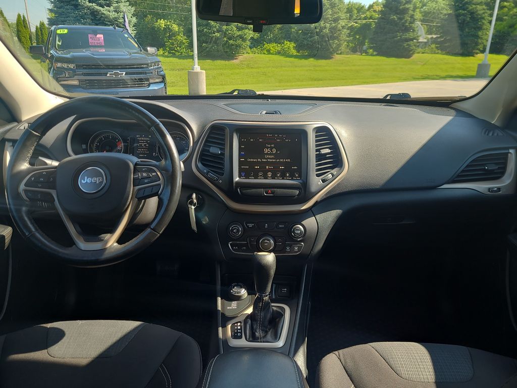 used 2016 Jeep Cherokee car, priced at $12,502