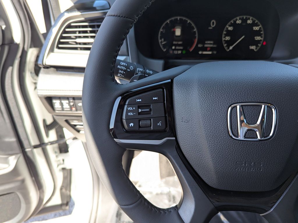 new 2026 Honda Odyssey car, priced at $49,445