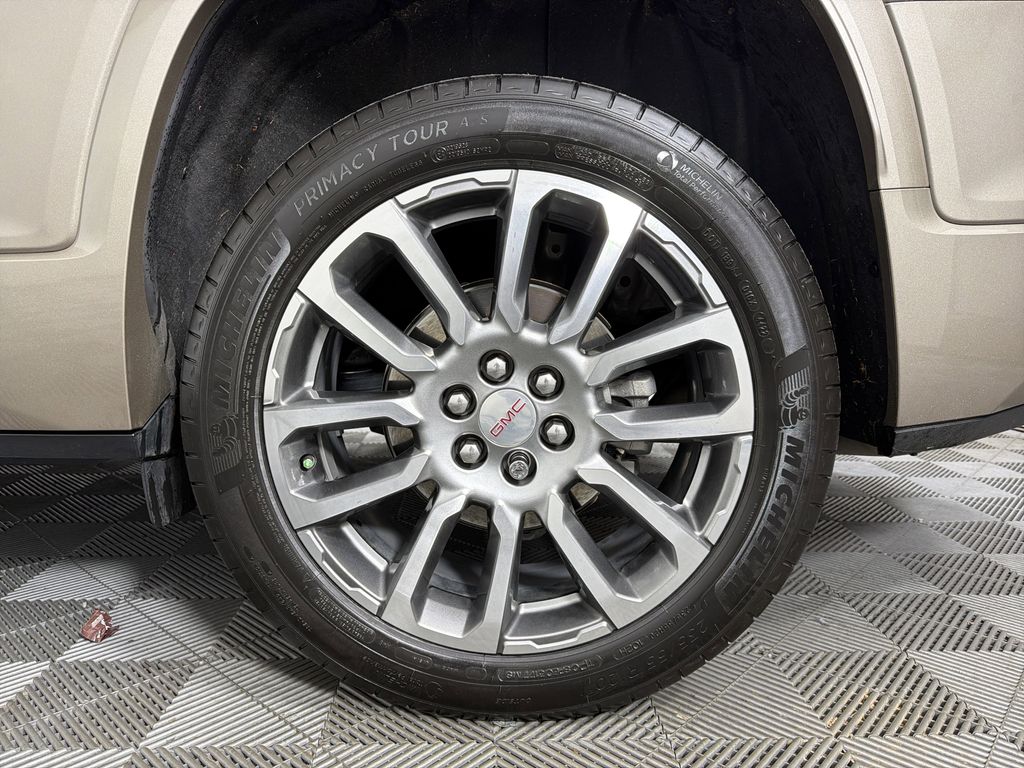 used 2023 GMC Acadia car, priced at $39,791