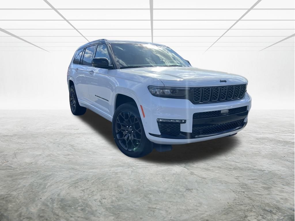 new 2025 Jeep Grand Cherokee L car, priced at $66,240