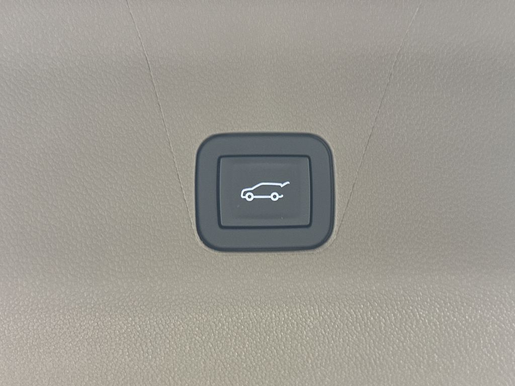 new 2025 GMC Yukon XL car, priced at $92,359