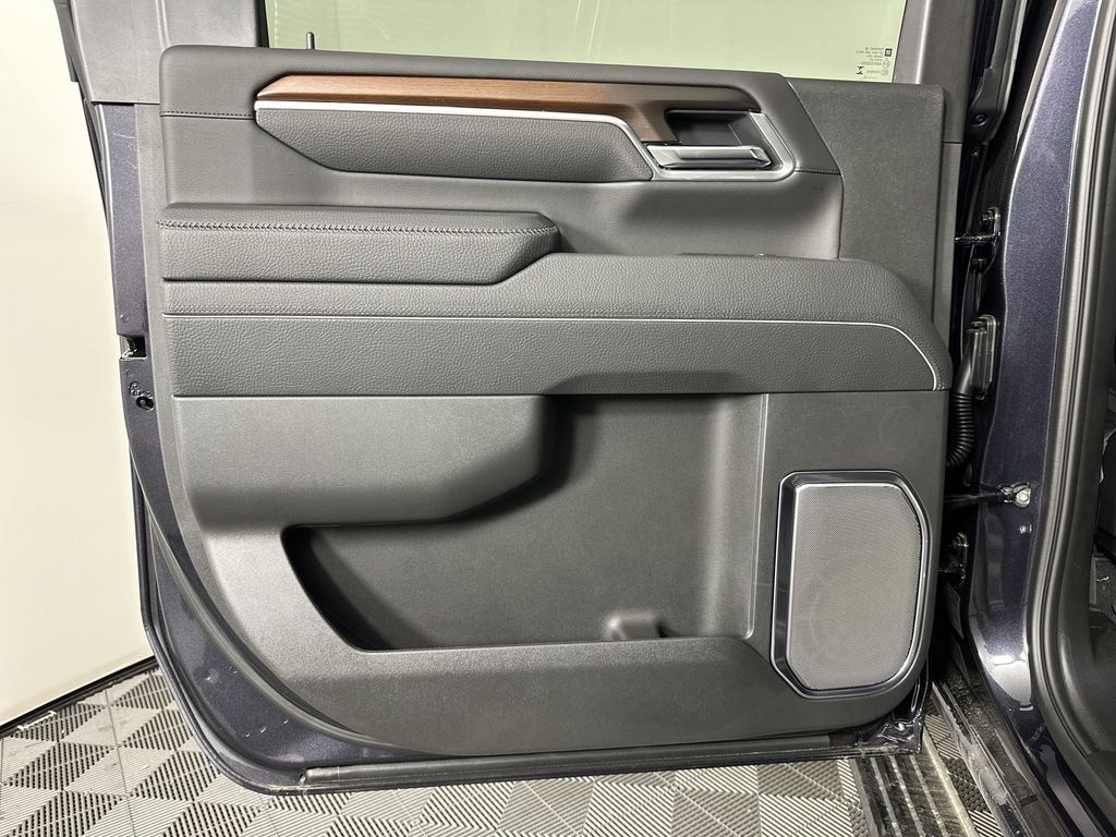 new 2025 GMC Sierra 2500HD car, priced at $87,039