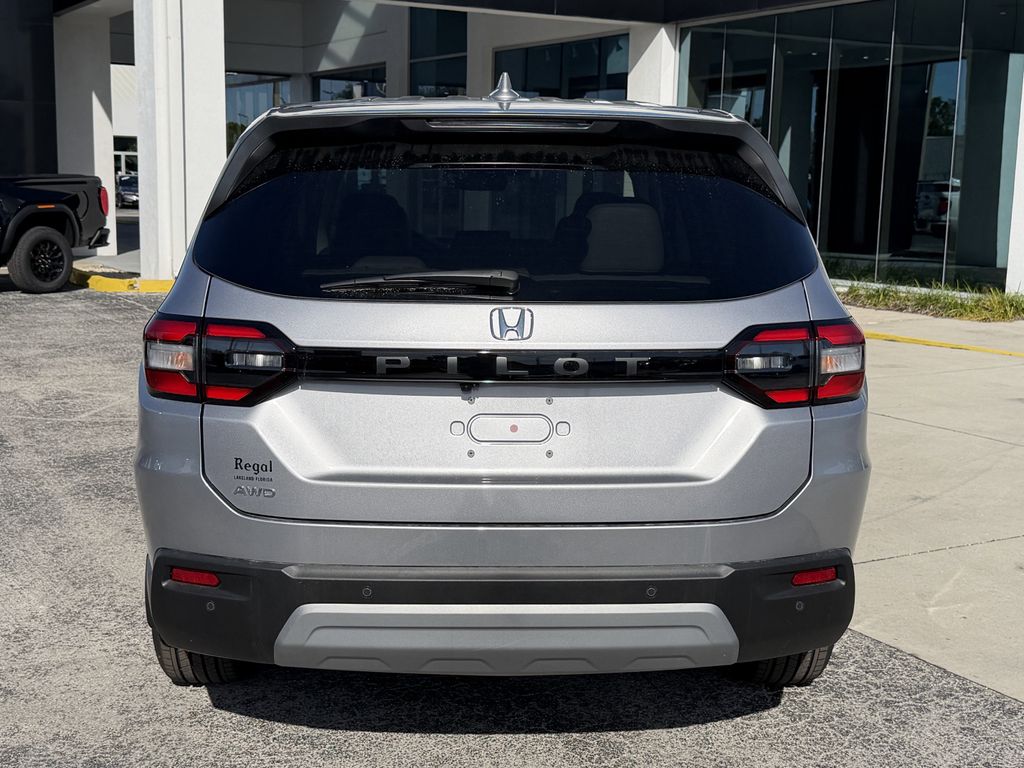new 2025 Honda Pilot car