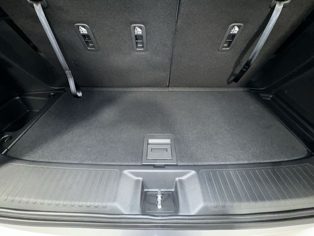 new 2025 Honda Pilot car, priced at $50,895