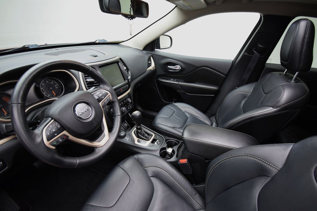used 2016 Jeep Cherokee car, priced at $8,500