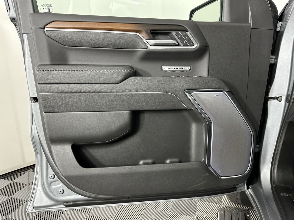 new 2025 GMC Sierra 1500 car, priced at $68,494