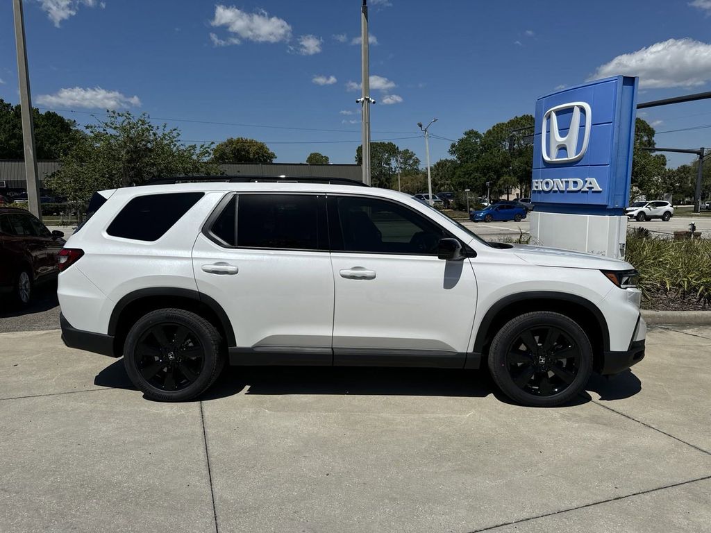 new 2025 Honda Pilot car, priced at $56,485