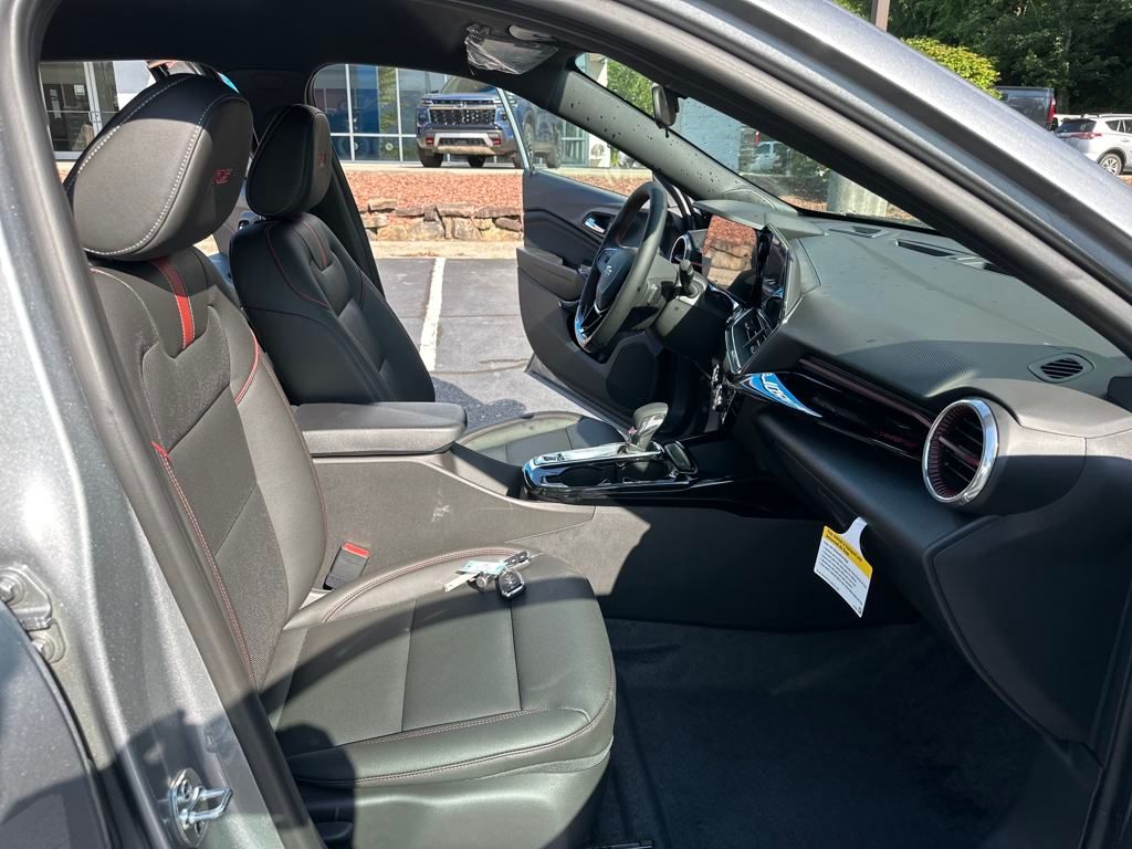 new 2025 Chevrolet Trax car, priced at $25,895