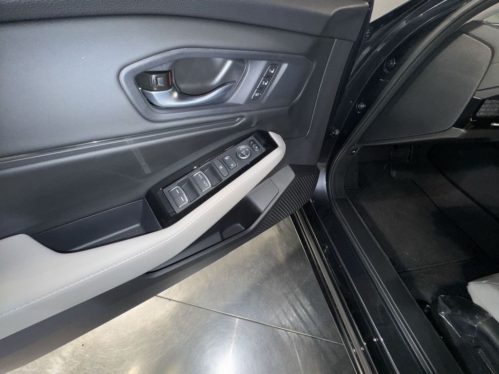 new 2025 Honda Accord Hybrid car, priced at $40,450