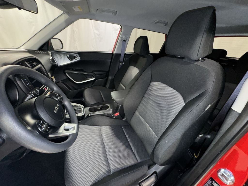 new 2025 Kia Soul car, priced at $21,760