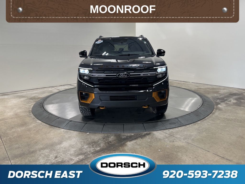 used 2025 Ford Expedition car, priced at $83,462