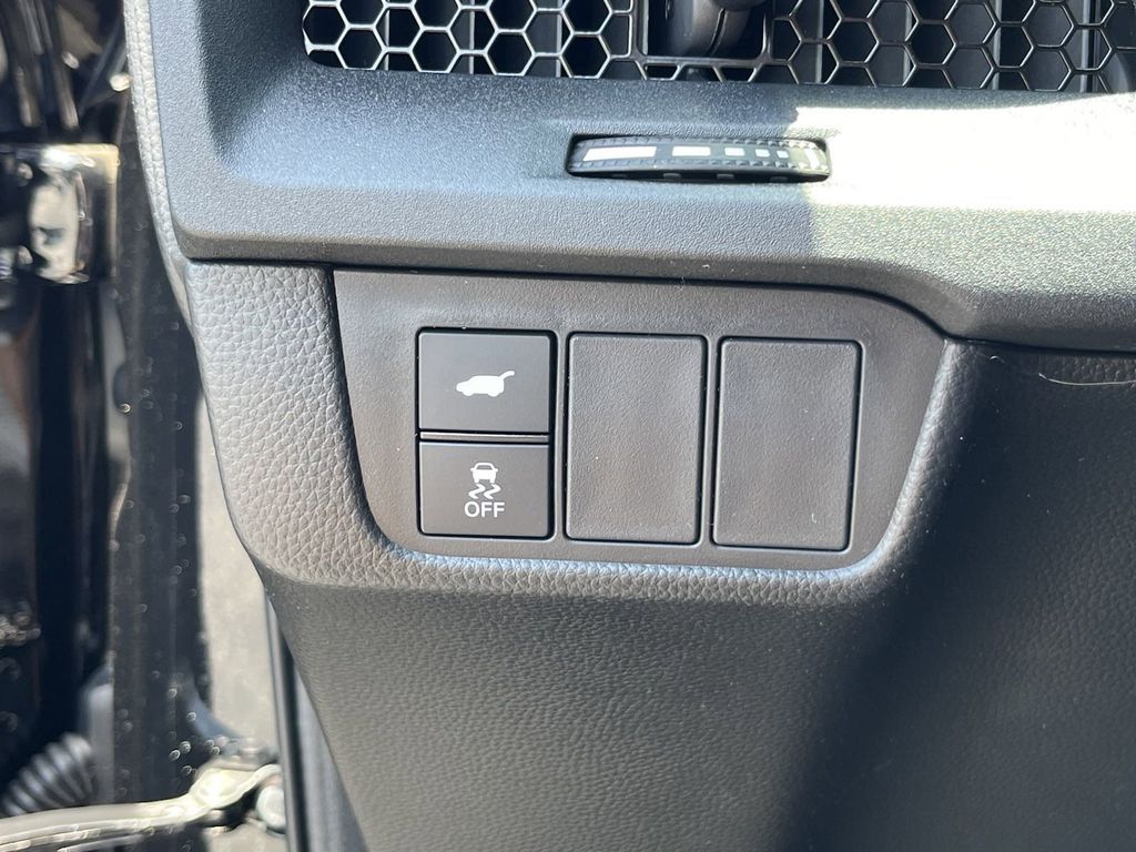 new 2025 Honda CR-V Hybrid car, priced at $37,483