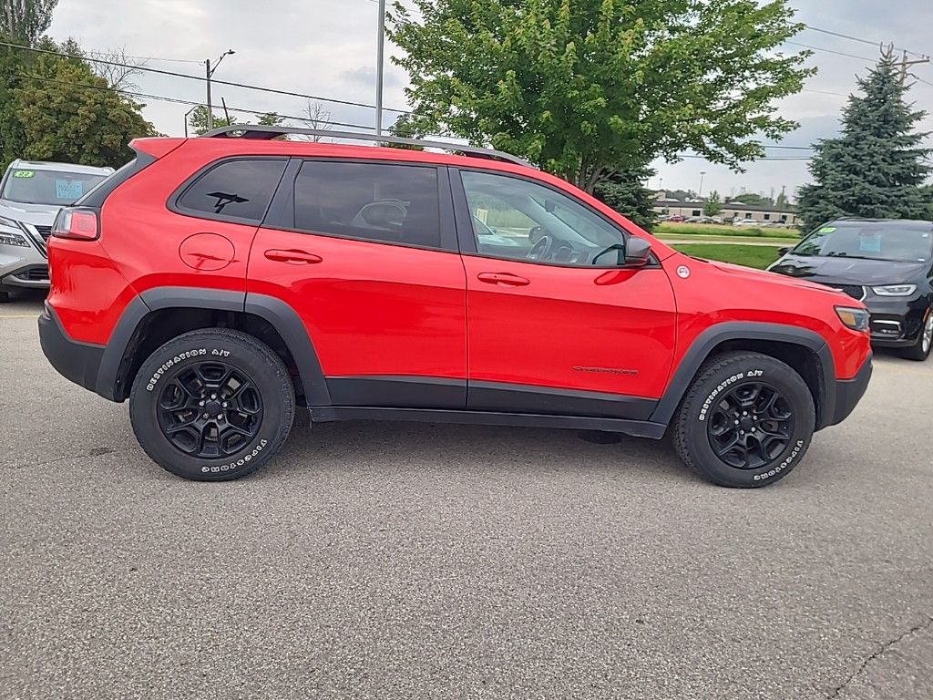 used 2019 Jeep Cherokee car, priced at $17,637