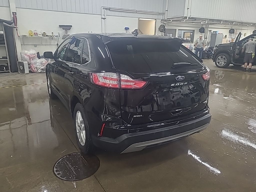 used 2024 Ford Edge car, priced at $24,979