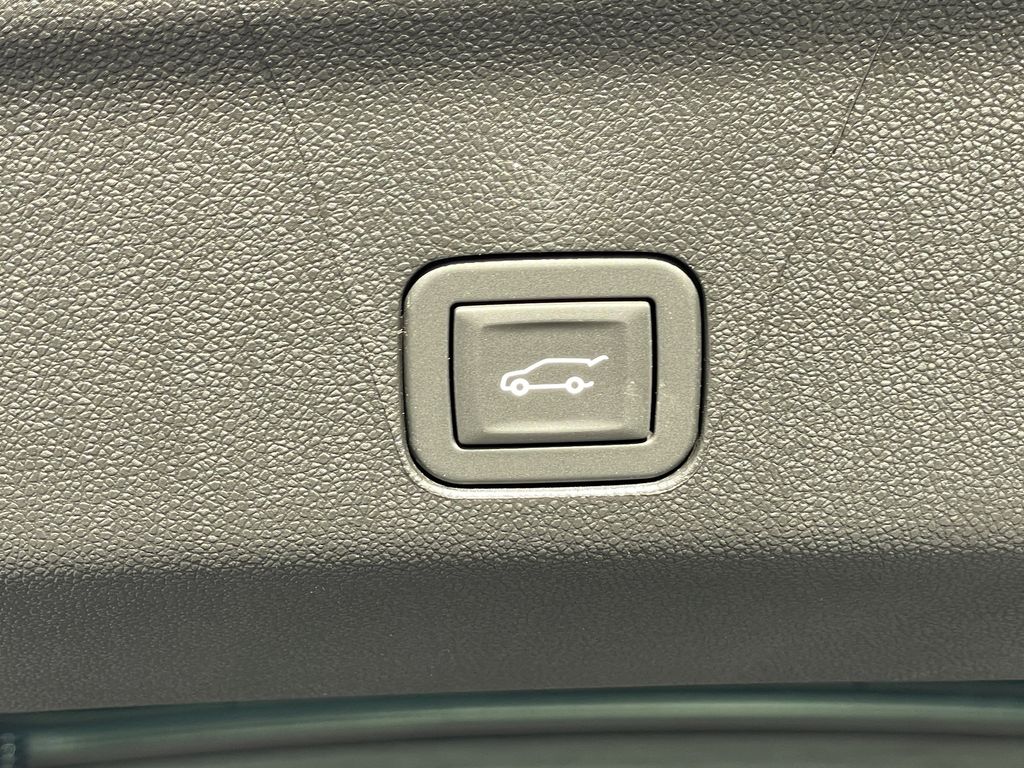 new 2025 Chevrolet Tahoe car, priced at $86,005