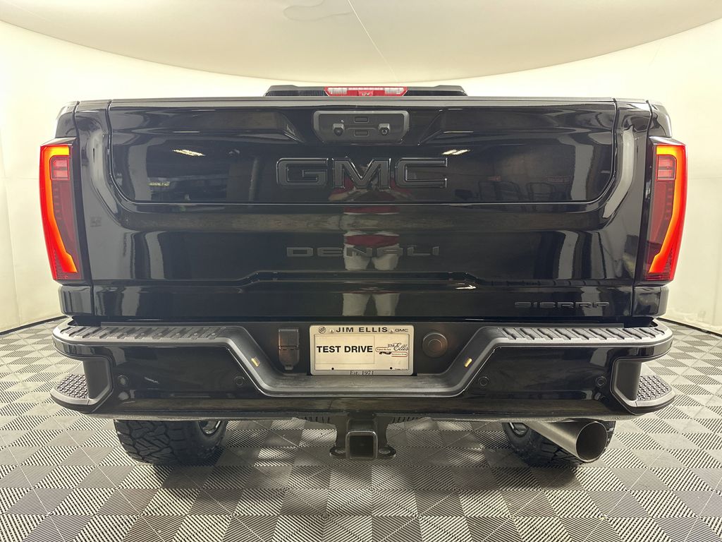 new 2025 GMC Sierra 2500HD car, priced at $84,030