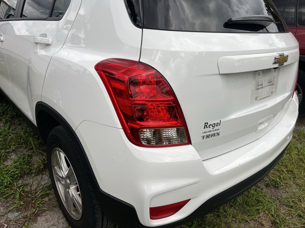 used 2022 Chevrolet Trax car, priced at $16,991