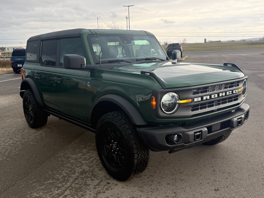 new 2024 Ford Bronco car, priced at $46,572