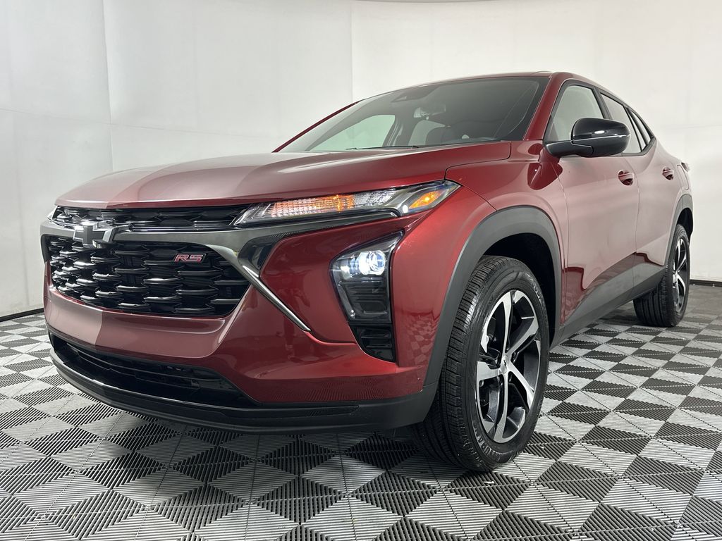 used 2024 Chevrolet Trax car, priced at $24,308