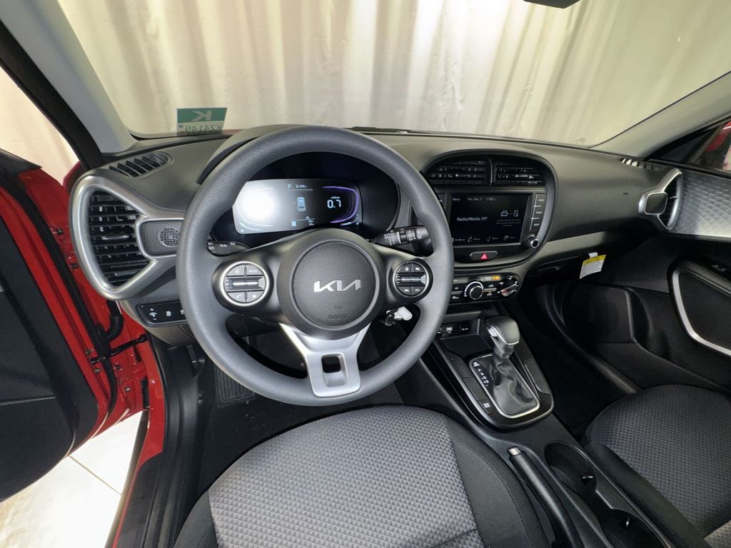 new 2025 Kia Soul car, priced at $21,760