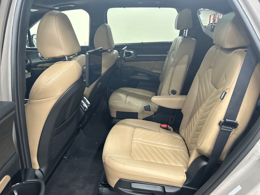 new 2025 Kia Sorento car, priced at $45,238