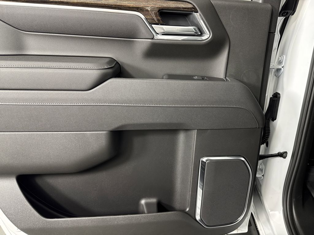 new 2025 GMC Sierra 1500 car, priced at $61,929
