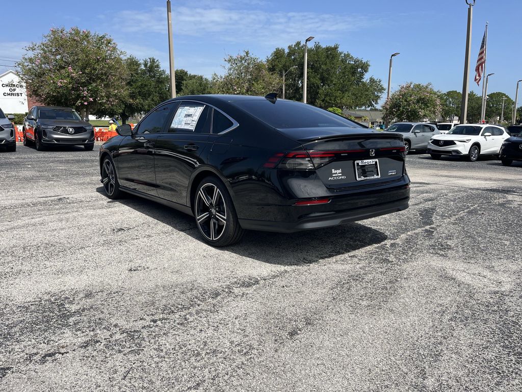 new 2025 Honda Accord Hybrid car, priced at $33,456