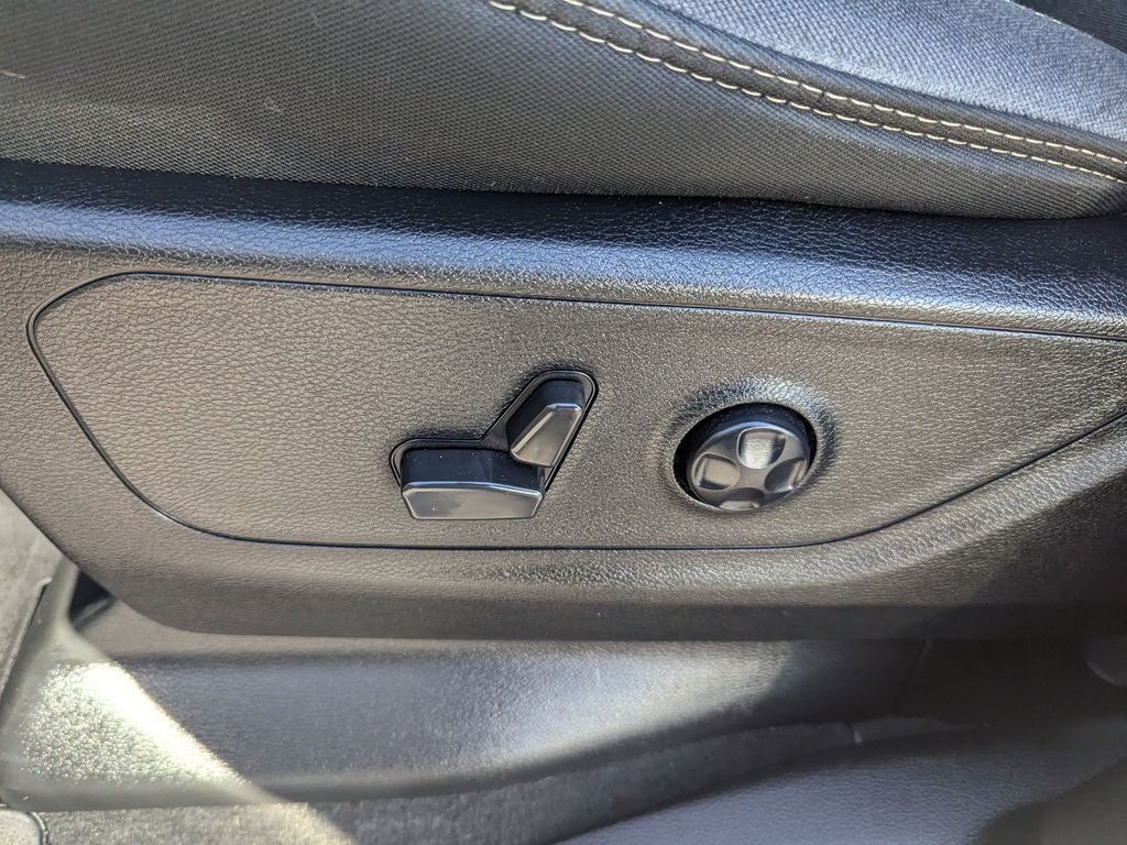 used 2021 Ram 1500 car, priced at $30,492