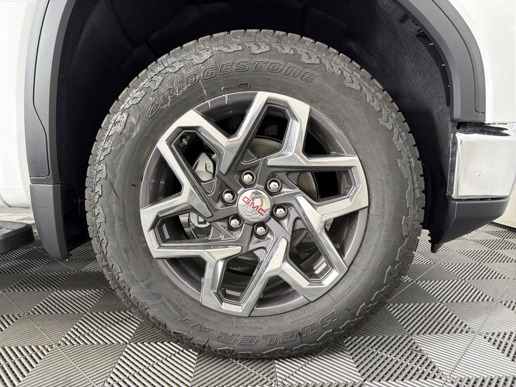 new 2026 GMC Sierra 1500 car, priced at $60,925