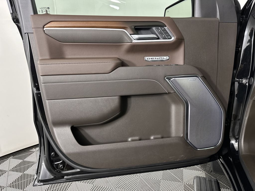 new 2025 GMC Sierra 1500 car, priced at $68,494