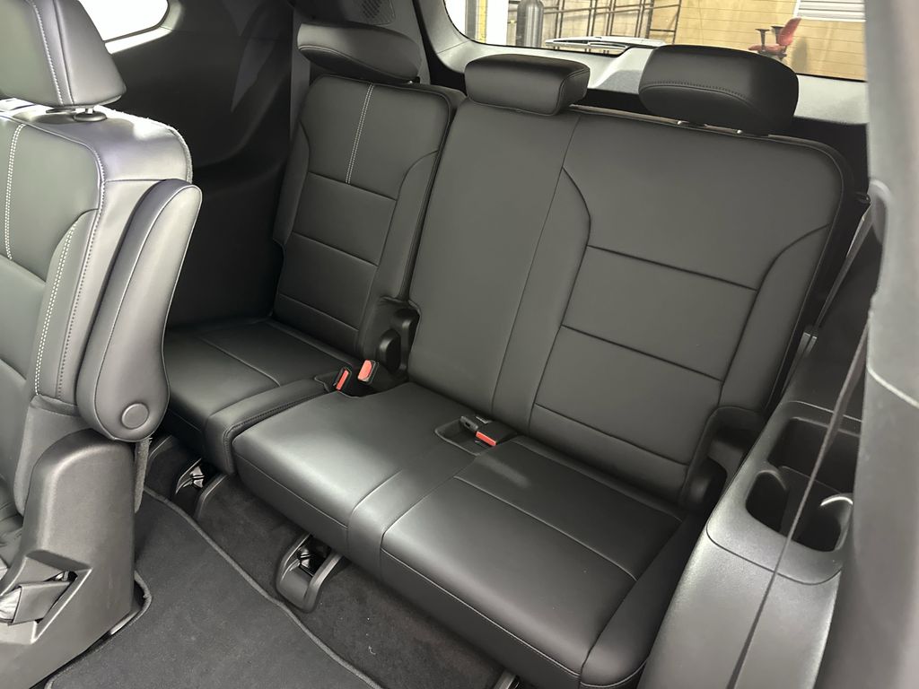 new 2025 GMC Acadia car, priced at $50,624
