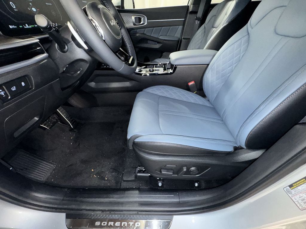 new 2025 Kia Sorento Hybrid car, priced at $47,971