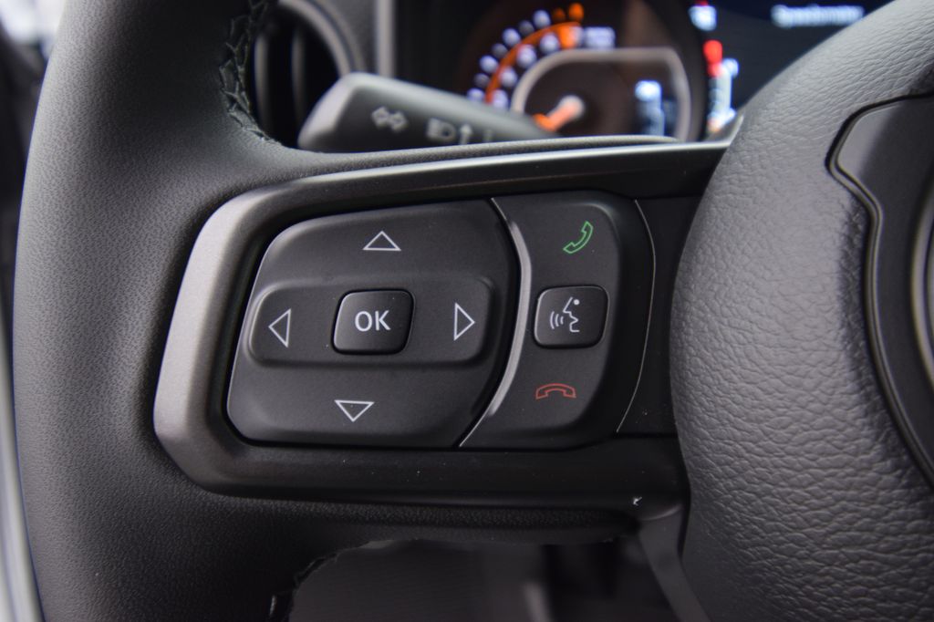 new 2025 Jeep Gladiator car, priced at $55,312
