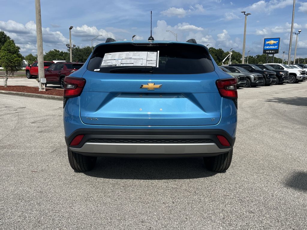 new 2025 Chevrolet Trax car, priced at $23,241