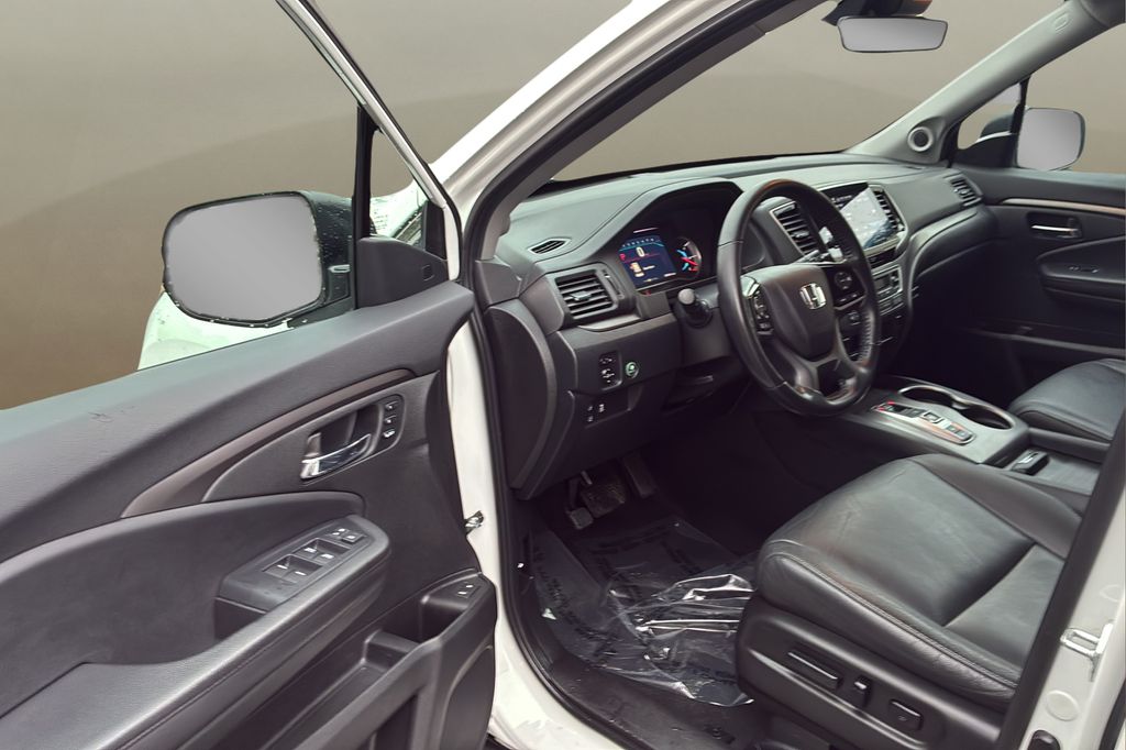 used 2021 Honda Pilot car, priced at $23,500