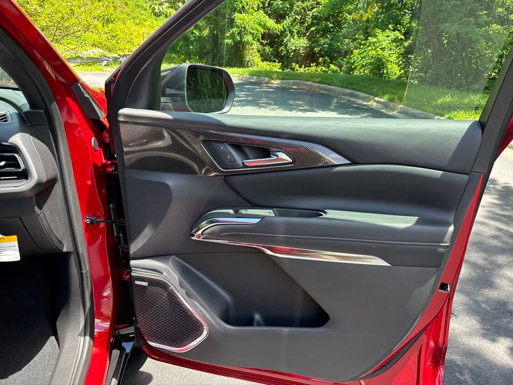 new 2025 Chevrolet Traverse car, priced at $59,290