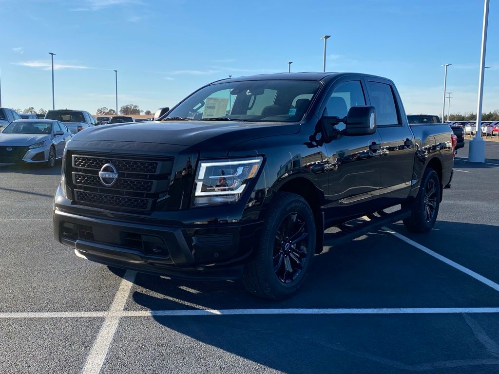 new 2024 Nissan Titan car, priced at $43,340