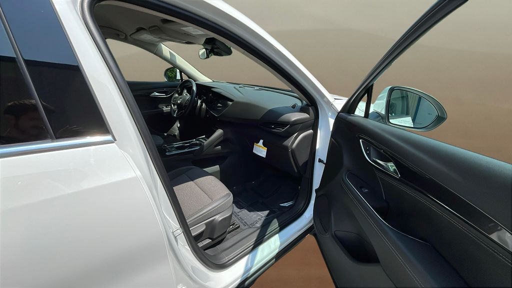 used 2021 Buick Envision car, priced at $20,000