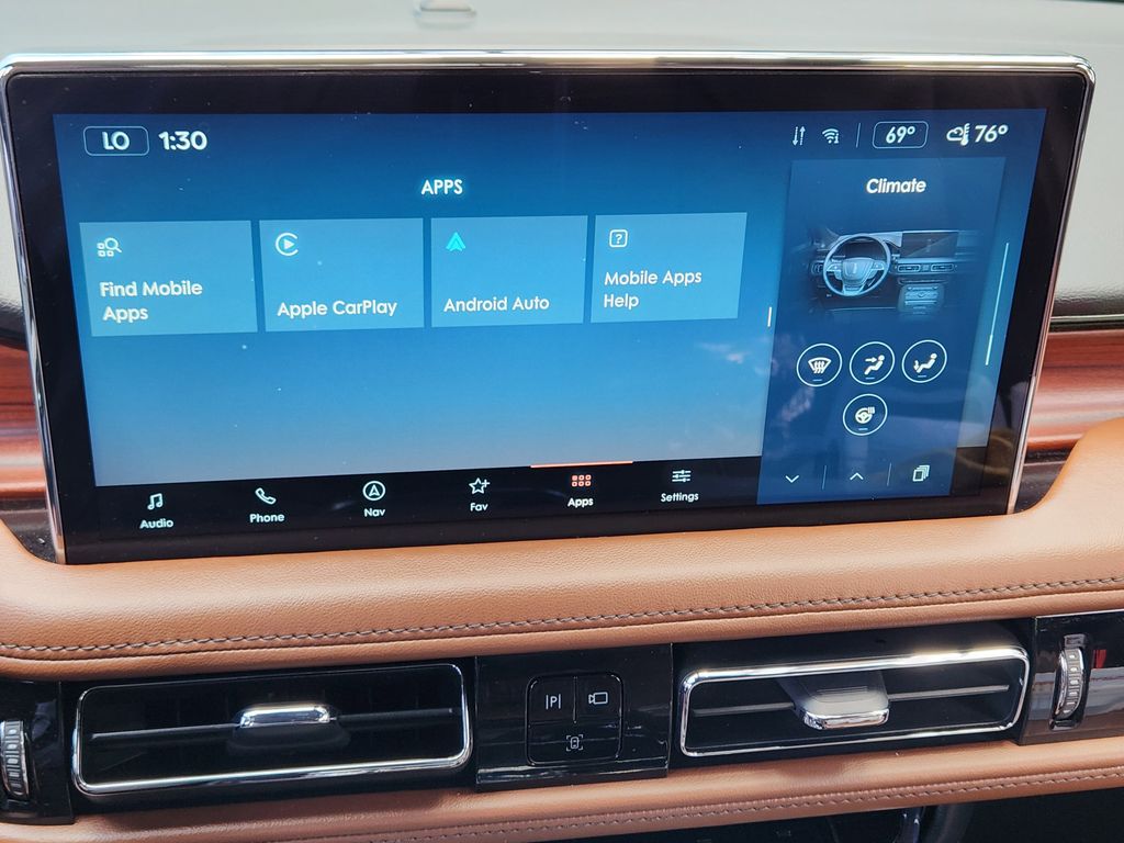 used 2022 Lincoln Nautilus car, priced at $37,131