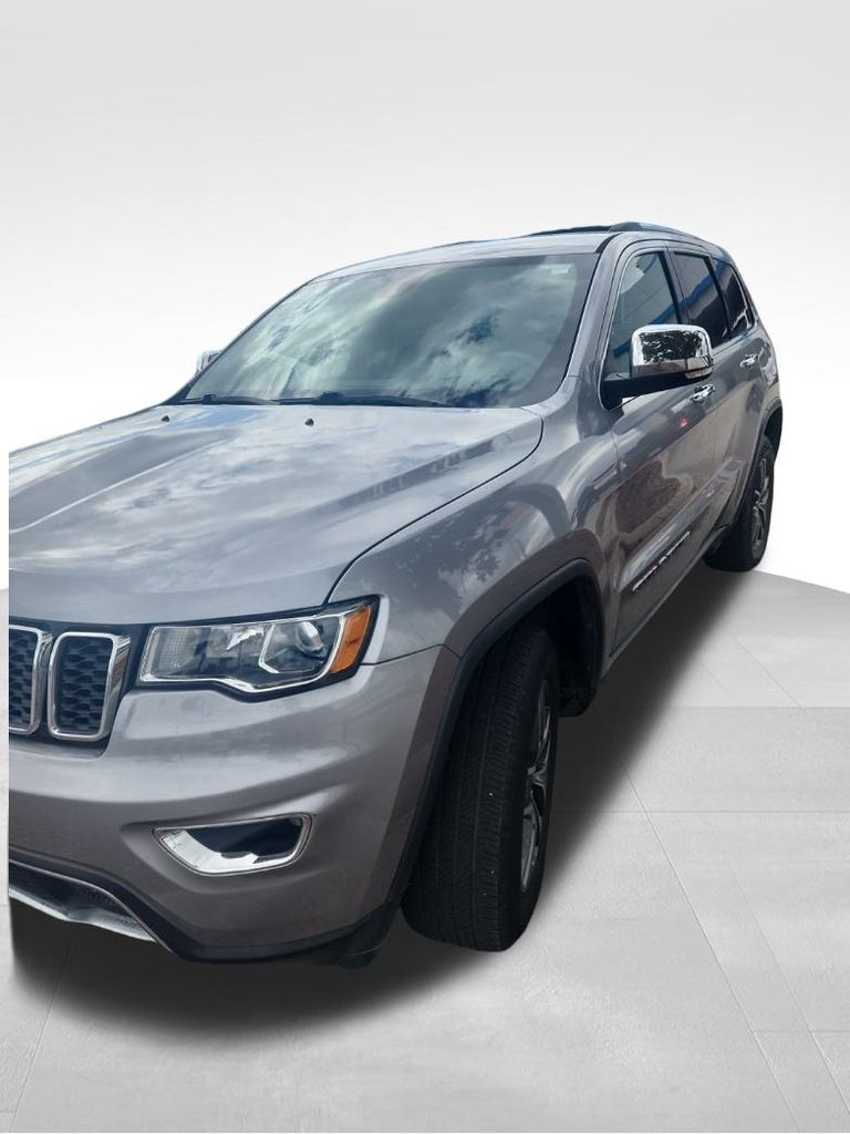 used 2019 Jeep Grand Cherokee car, priced at $17,591